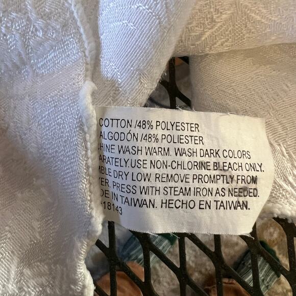 MCM vintage white damask tablecloth poinsettia floral cotton blend Holiday x-mas - Picture 5 of 6